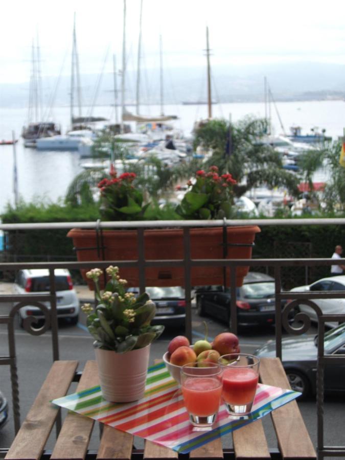 Bed& Breakfast Maredomus Hotel Milazzo Kültér fotó