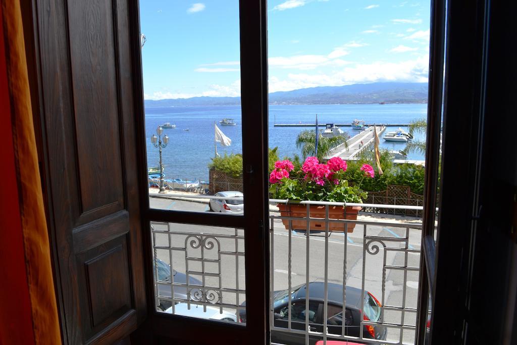 Bed& Breakfast Maredomus Hotel Milazzo Szoba fotó